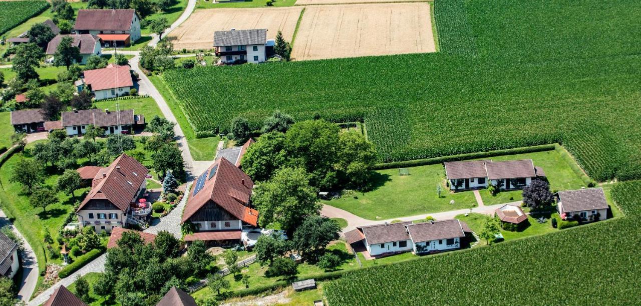 Erlebnisbauernhof Tschom Sankt Kanzian am Klopeiner See Extérieur photo